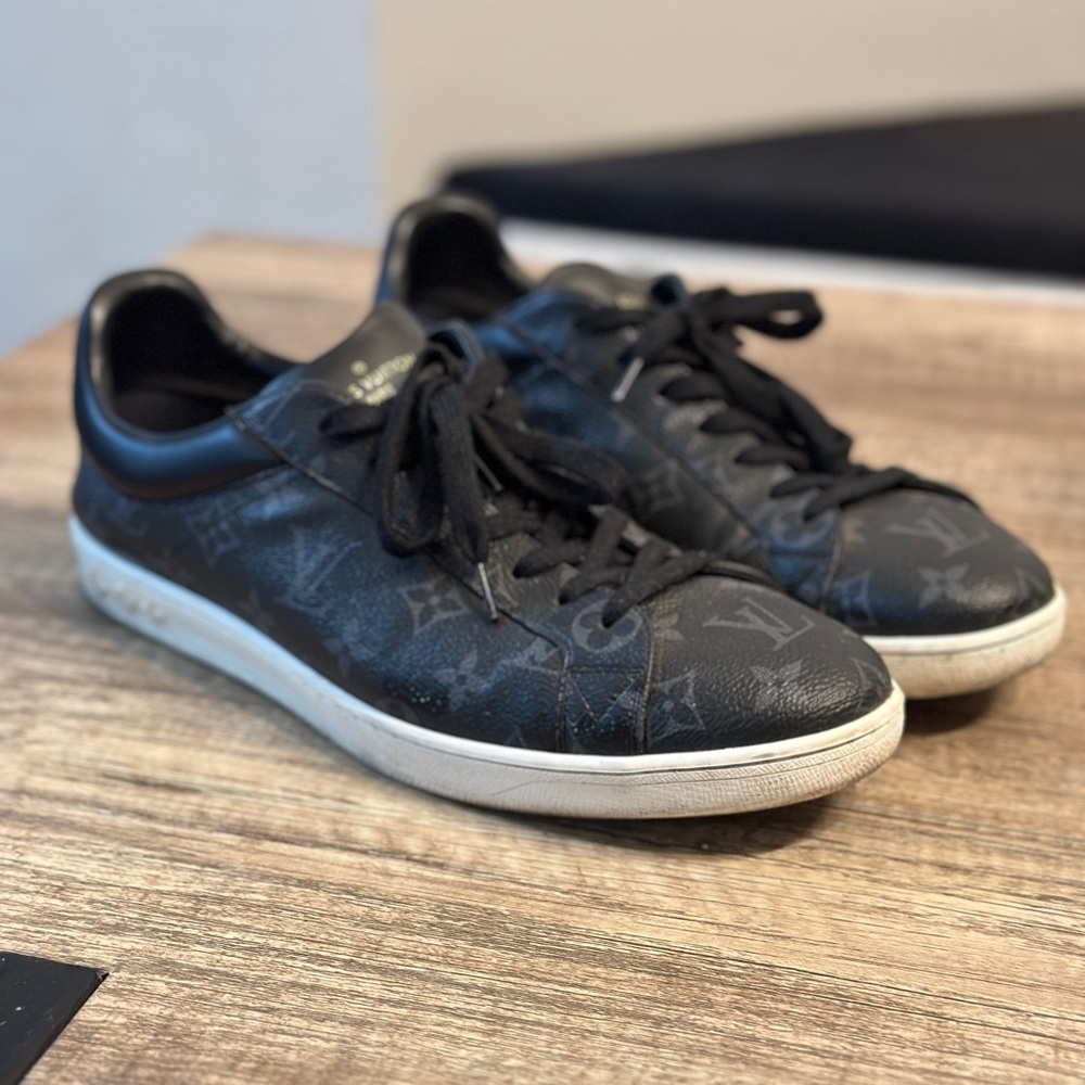 Louis Vuitton Men's Black Low Cut Luxembourg Line Monogram size 11